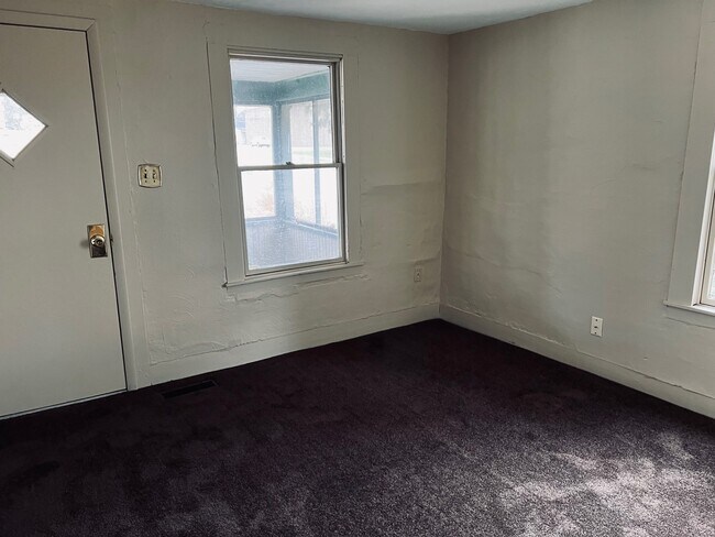 Building Photo - 1110 Franklin Ave