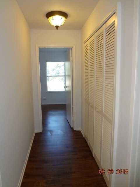 Building Photo - Beautiful 3 bedroom 2 1/2 bath Town-House Coming Soon!