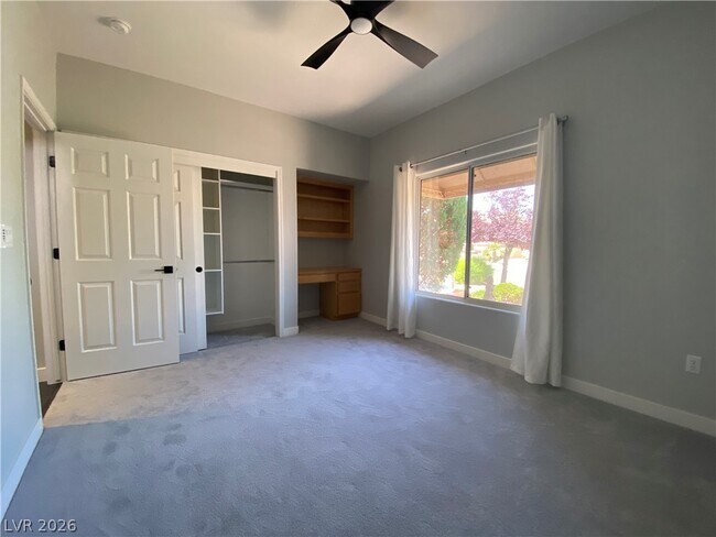 Building Photo - 10013 Woodhouse Dr