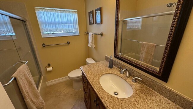 Building Photo - 6594 Casabella Ln