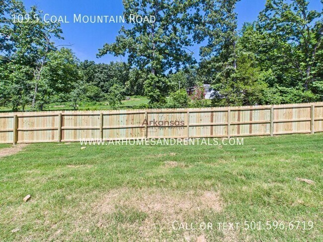 Building Photo - 109.5 Coal Mountain Rd