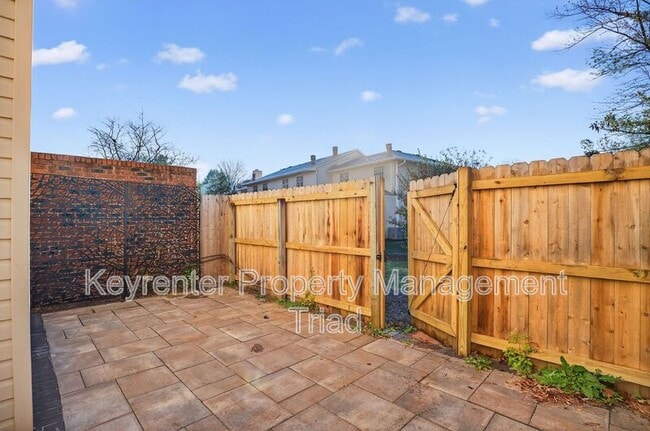 Building Photo - 4902 Tower Rd