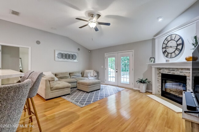 Building Photo - 12004 W Liberty Lake Dr