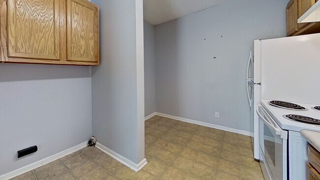 Building Photo - Comanche Street Duplexes