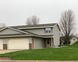 Building Photo - 1745 Alfred Dr