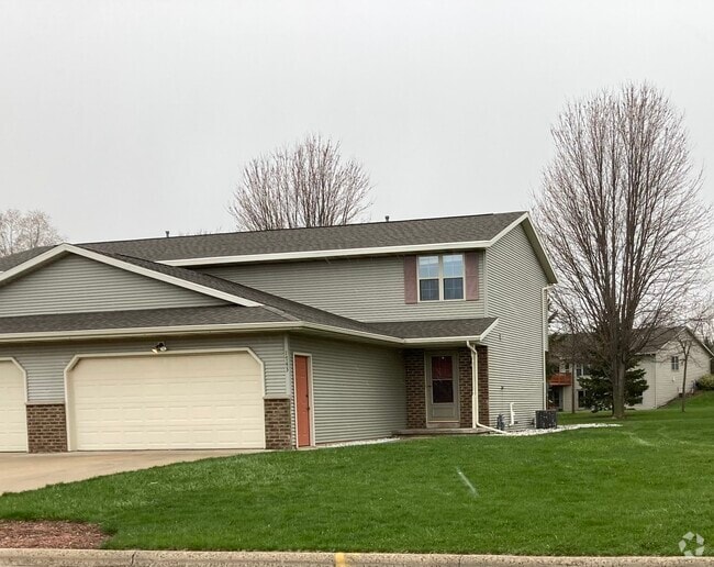 Building Photo - 1745 Alfred Dr