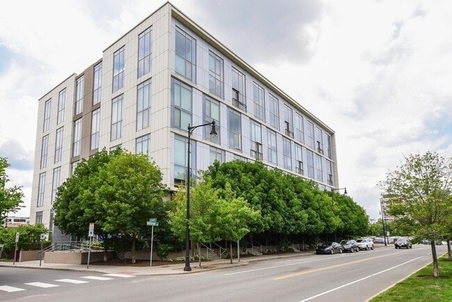 Building Photo - 1 Earhart St