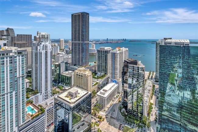 Building Photo - 1300 S Miami Ave