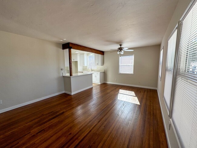 Building Photo - El Cerrito 3Bed/2Ba Private Yard, off-street parking Just renovated