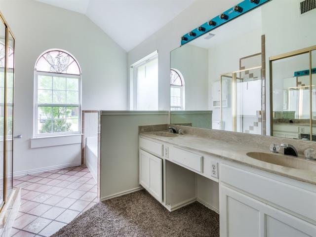 Building Photo - 224 Iberis Dr