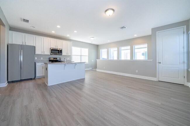 Building Photo - 13541 Doisy St