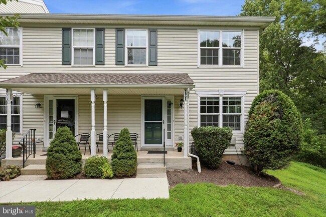 Building Photo - 2009 Creekside Ct