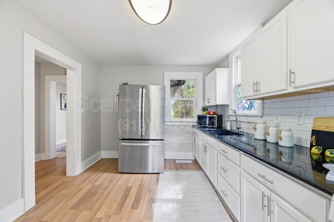 Building Photo - 1415 W Reconciliation Way