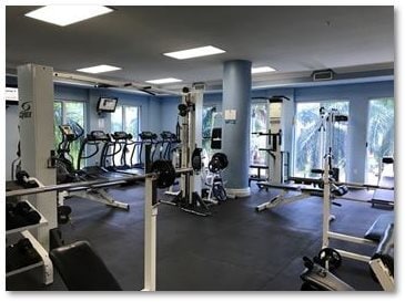 Building Photo - Rare 2/2 Corner Penthouse with Panoramic Lagoon Views from Every Room – Available Now!