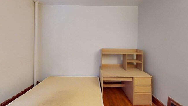 Building Photo - 335 Catherine-335CAT