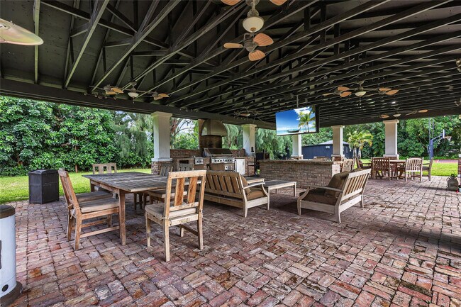 Building Photo - 14701 SW 63rd St