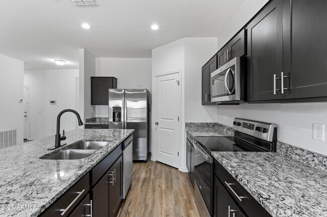 Building Photo - 390 S Verdad Ln