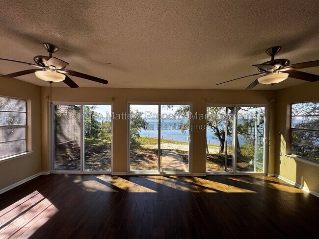 Building Photo - 1708 Briza Del Mar Dr