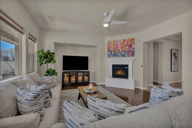 Building Photo - 6328 Windy Meadow Dr