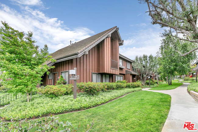 Building Photo - 1278 Stonewood Ct
