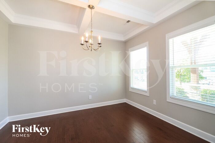 Building Photo - 707 Traveller Dr