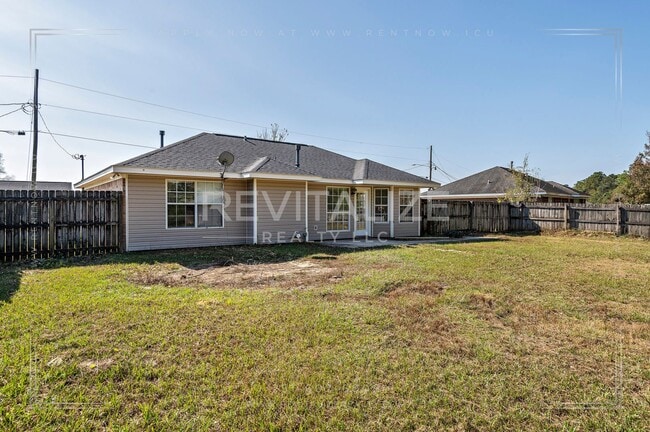 Building Photo - Charming 3-Bed 2-Bath Brick Home in West Mobile