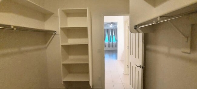 Building Photo - "COMING SOON" Lovely 3 Bedroom Home in Gre...