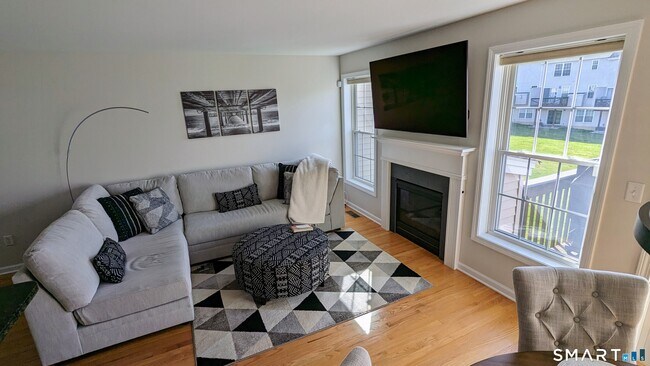 Building Photo - 1306 Briar Woods Ln