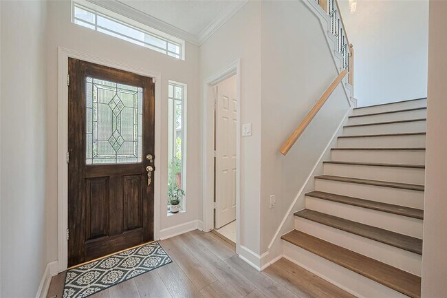 Building Photo - 1413 Whispering Pines Dr
