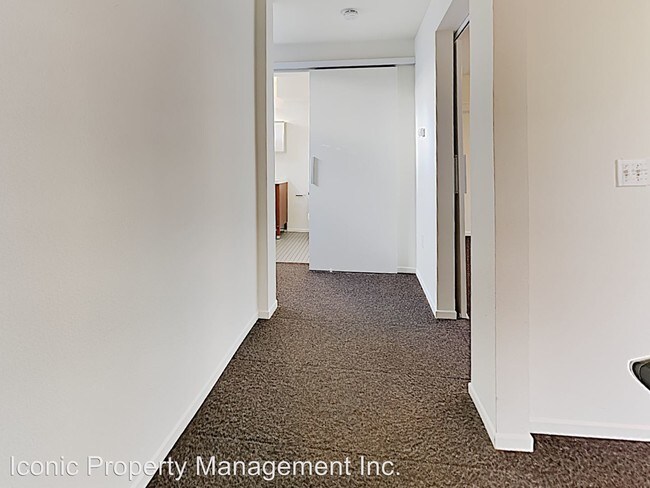 Building Photo - 1945 B St