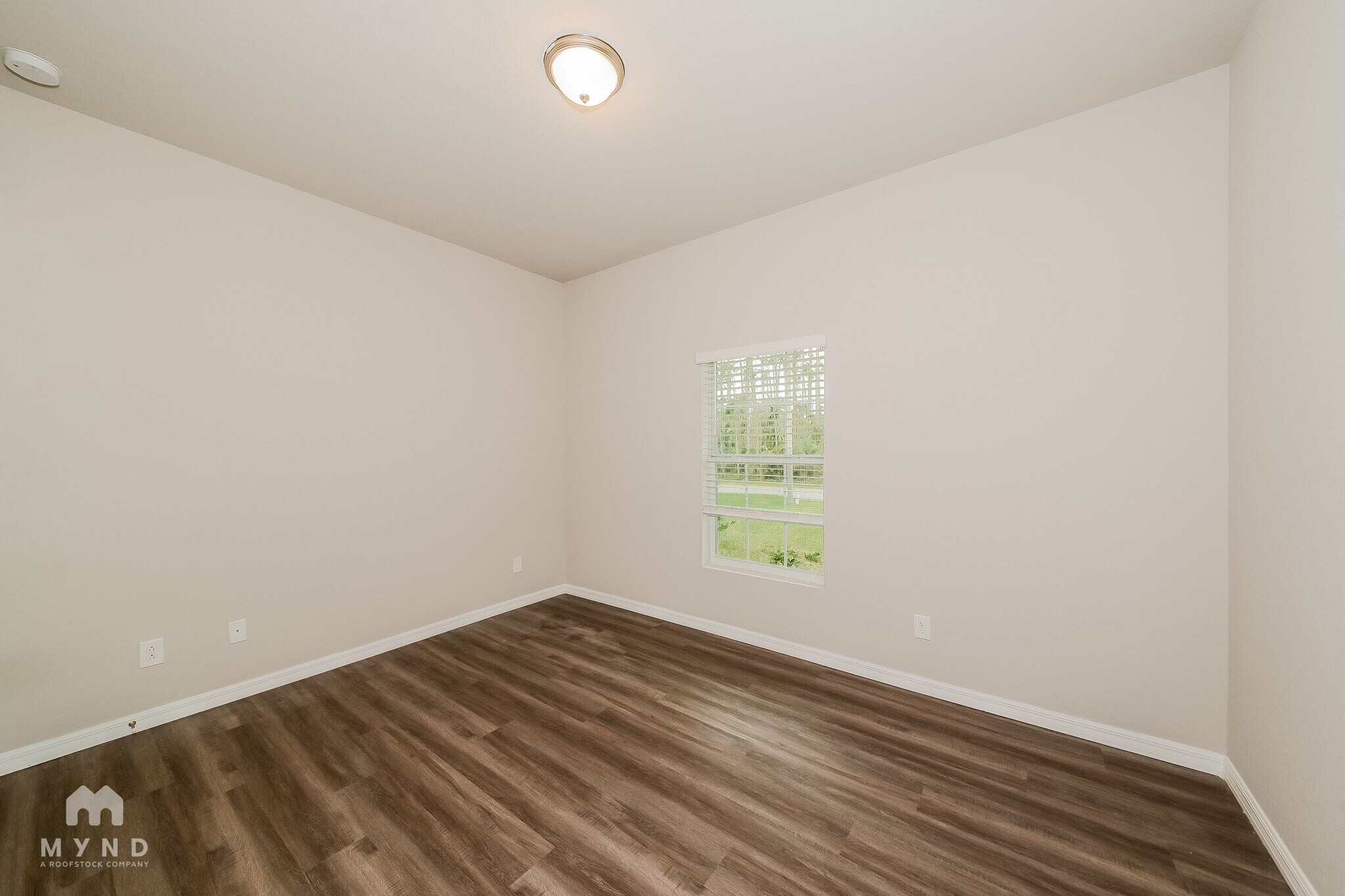 Building Photo - 216 Prineville St