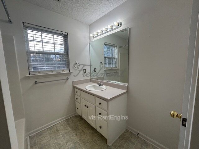 Building Photo - 530 Fawn Branch Trail