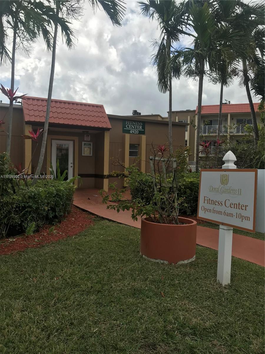 Building Photo - 4900 NW 79th Ave