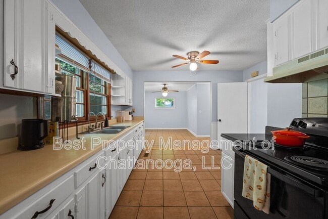 Building Photo - 9851 Millsaps St