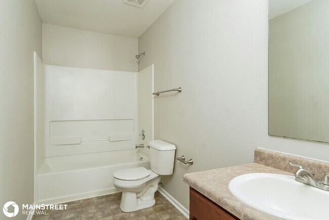 Building Photo - 749 Runningbrook Ln, Rural Hall, NC 27045