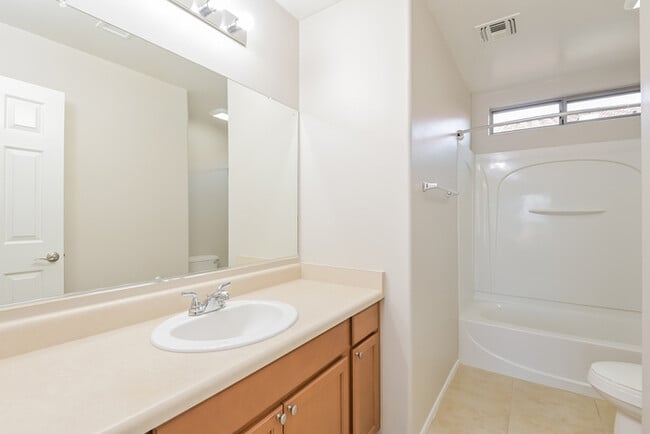 Building Photo - Inviting 4-Bedroom Home with Community Amenities