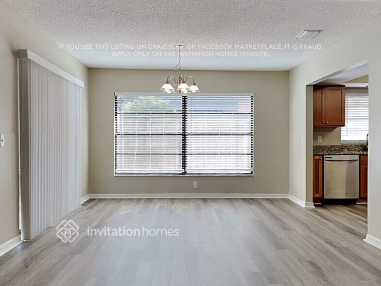 Building Photo - 4110 Yellowwood Dr