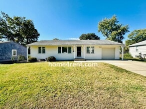 Building Photo - Beautifully Updated Home in Prime Overland...
