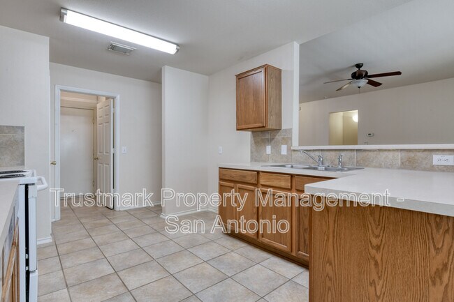 Building Photo - 1644 Cloudy Brook