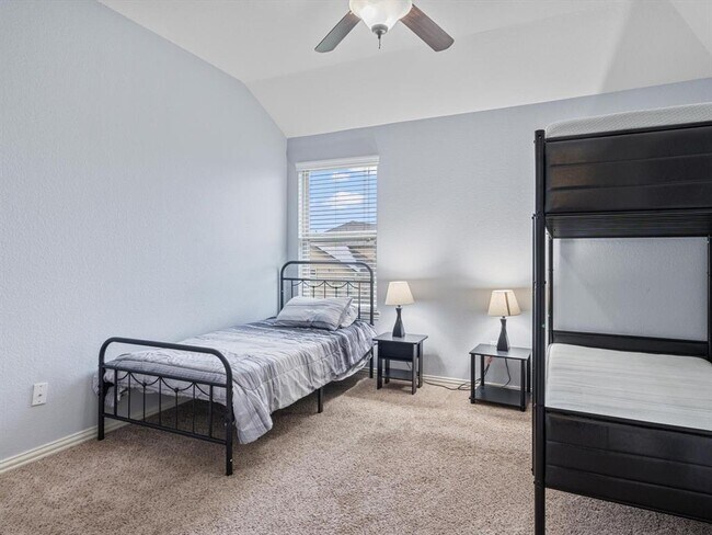 Building Photo - 7011 Riata Hills Ln