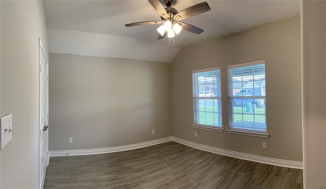 Building Photo - 1004 Hardaway Ln