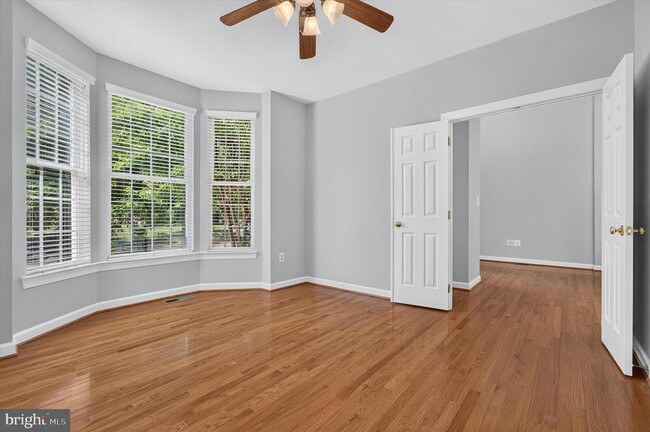 Building Photo - 25670 S Village Dr