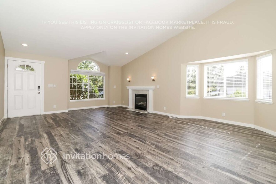 Building Photo - 7621 67th St NE