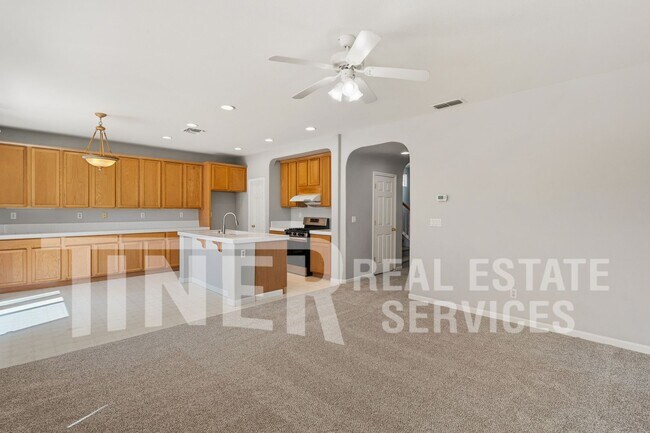 Building Photo - 8287 Lauffer Way
