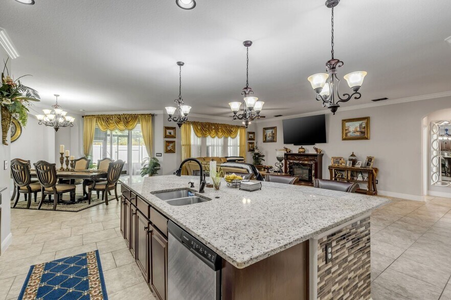 Building Photo - 111 Enclave Ave