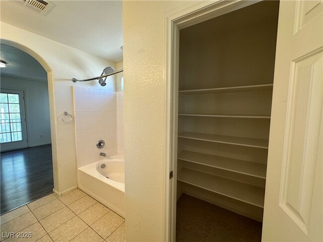 Building Photo - 4509 Lime Straight Dr