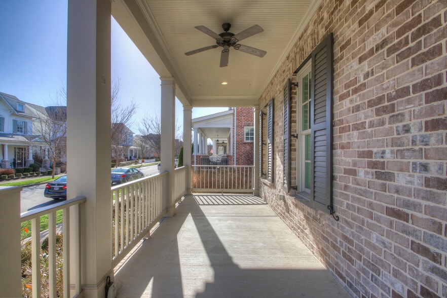 Building Photo - 9112 Keats St