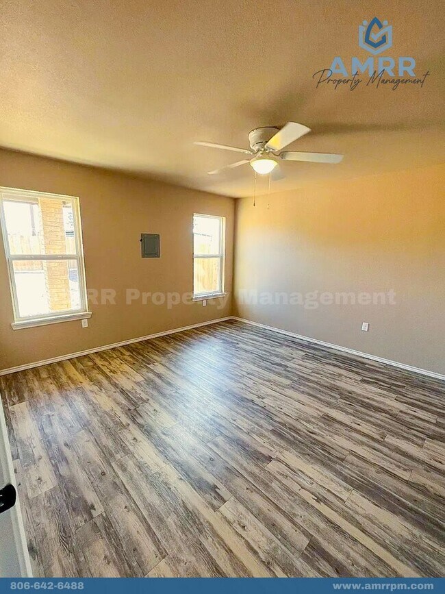 Building Photo - 7401 5th St