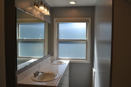 Upstairs bath. - 9121 SW 35th Ave