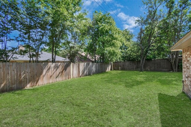 Building Photo - 13734 Cologne Dr